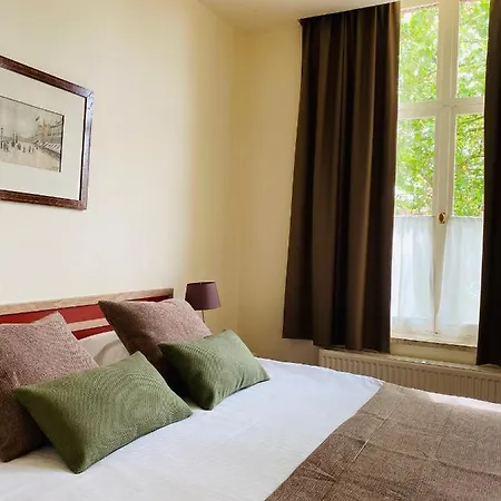 Adornes Hotel